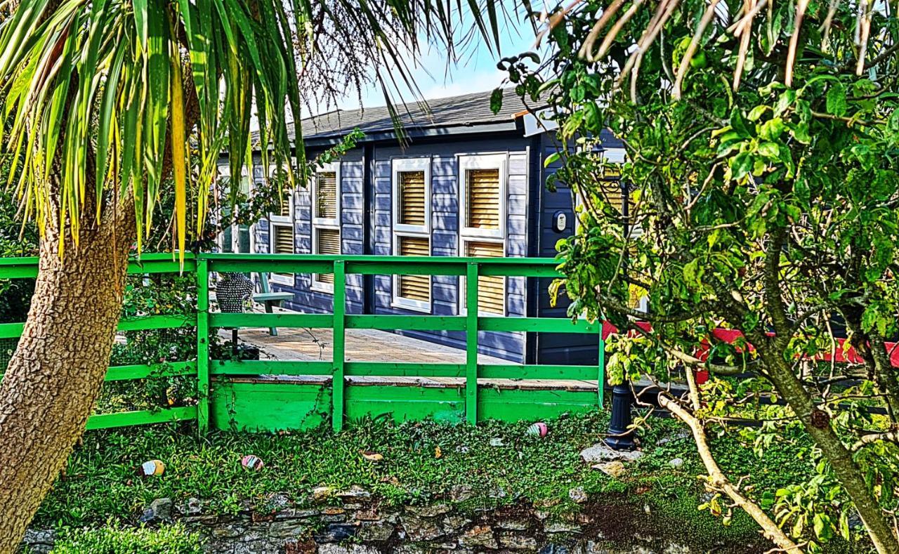 Palm Cottage เรดรูธ ภายนอก รูปภาพ